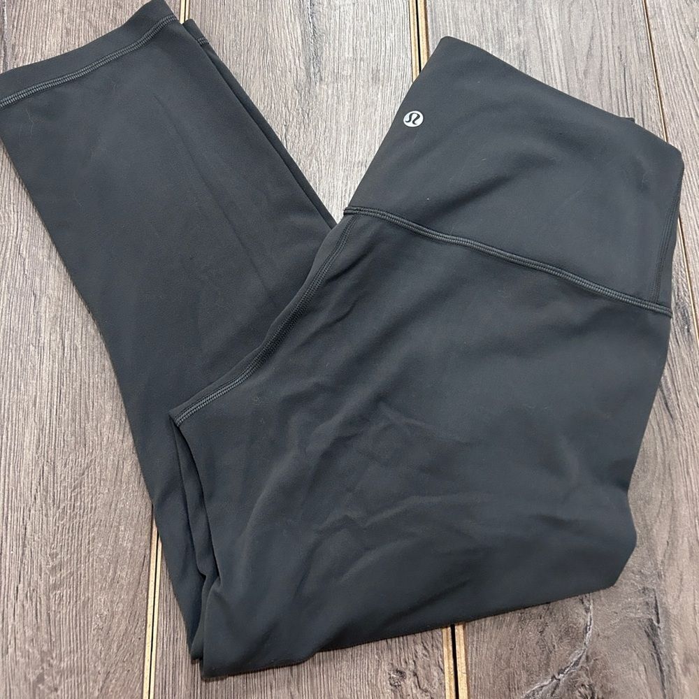 Lululemon InStill High Rise Crop 23”